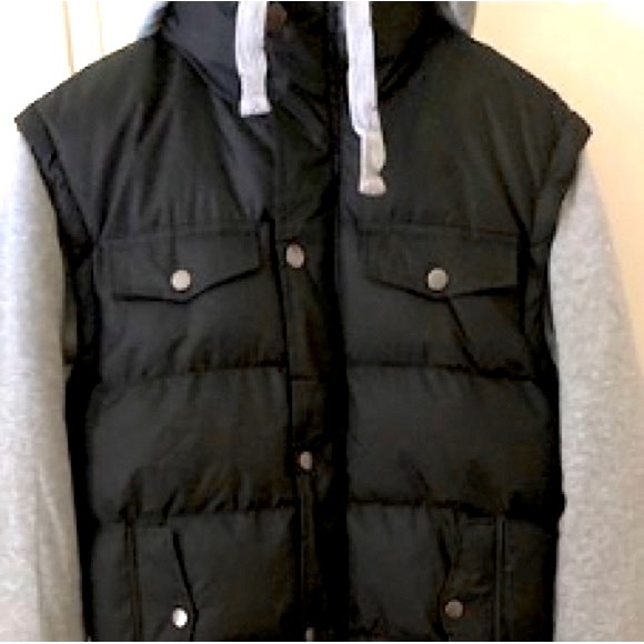 🆕🧥Open to see which items are featured! - Picture 3 of 9